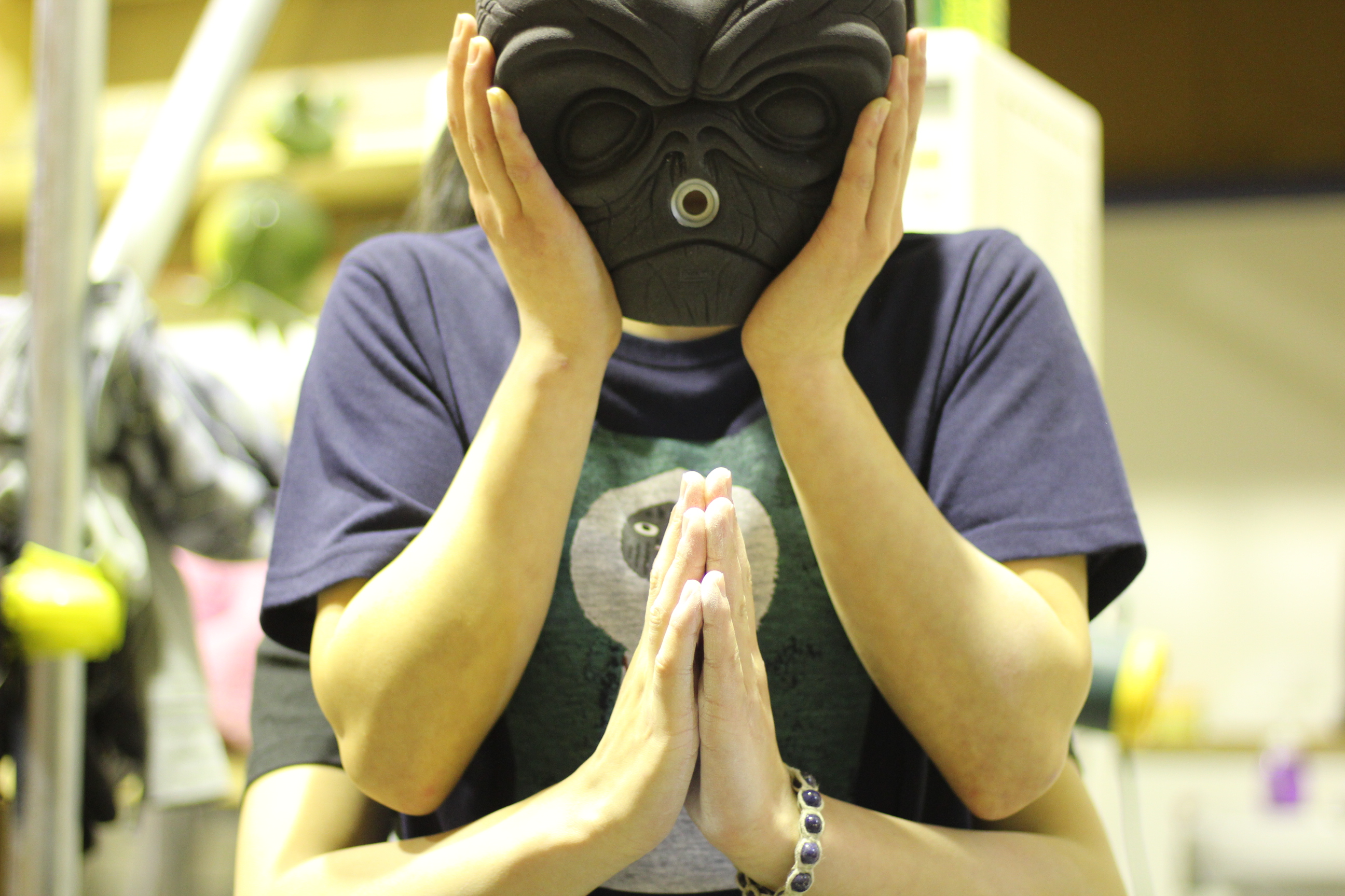 明日は休みです。