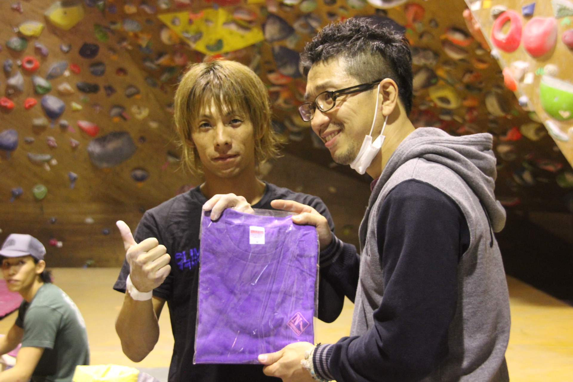 せっかくなんでTシャツプレゼント!